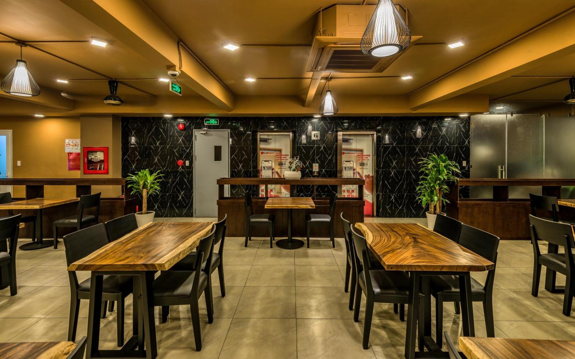 הו צ'י מין סיטי Cherry Hotel And Apartment מראה חיצוני תמונה
